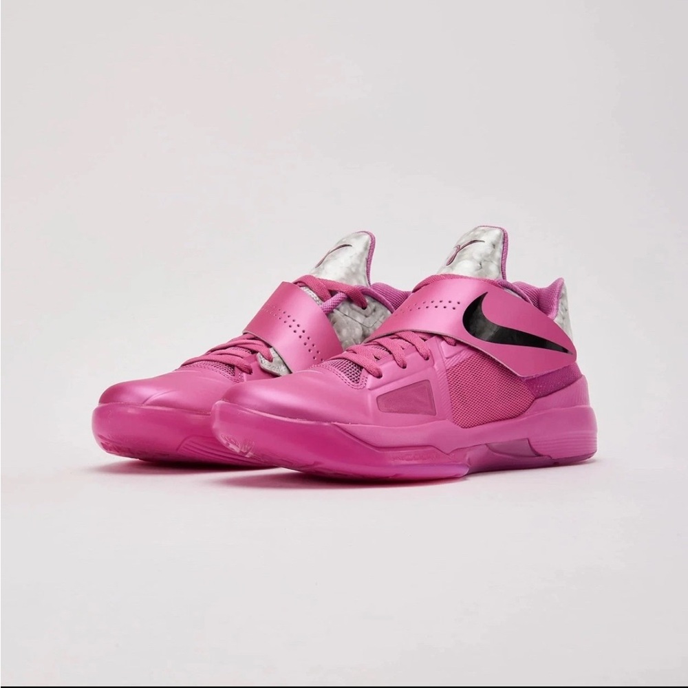 Nike KD 4 retro Aunt Pearl